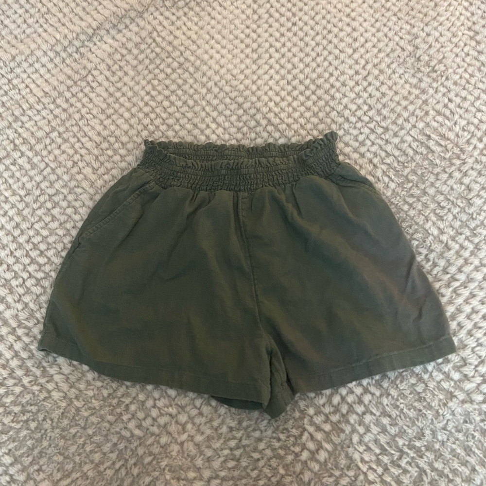 Linen shorts